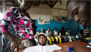 Clinics like this one in Tumbu have been jammed since Sierra Leone ended some fees in 2010&nbsp;Photo: Sven Torfinn/New York Times
