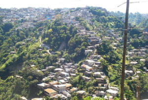 Aerial view of hilltop  slum neighbourhood in Guatemala City illustrating the poverty and inequality that persists in Latin America. Photo: Danilo Valladares/IPS
